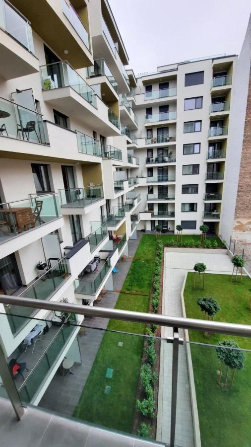 Bpr Space Grey With Balcony * Budapeszt